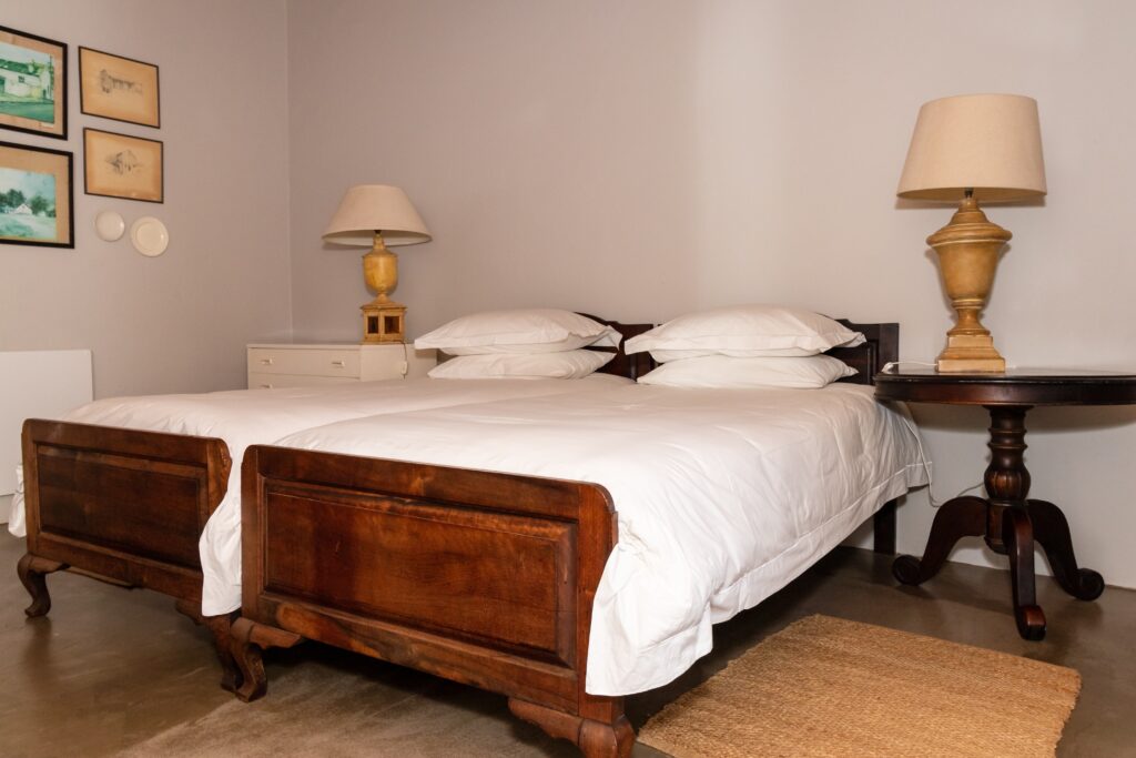 How to Build a Murphy Bed Cheap!!!