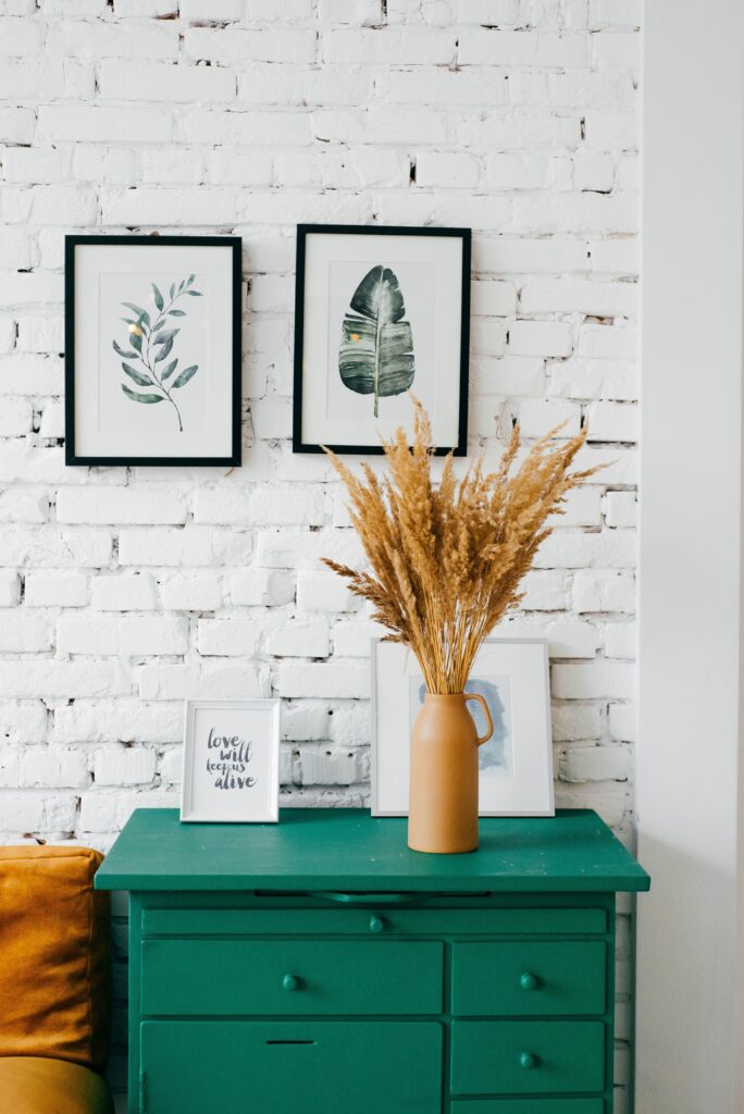What is the Difference Between a Murphy Bed and a Wall Bed?   - Wilding Wallbeds