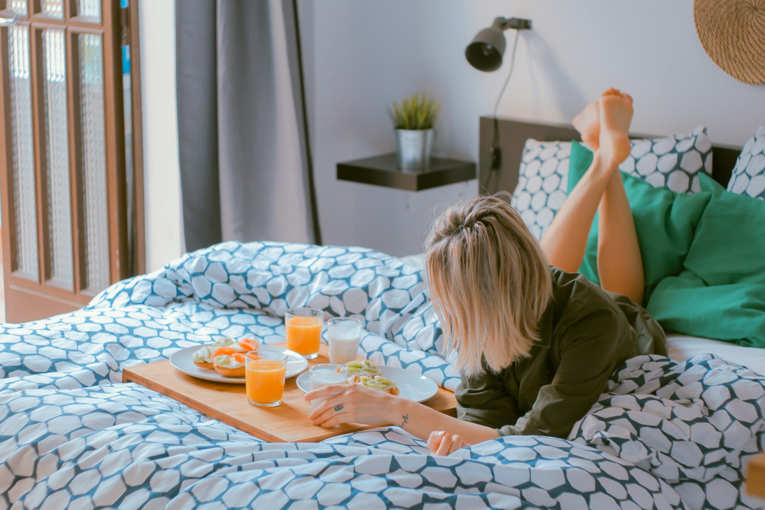 DIY Murphy Bed with Cheaper Hardware